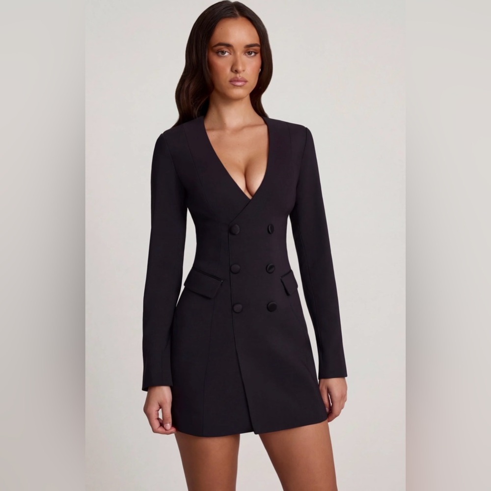 Structured Single-Breasted Blazer Mini Dress in Black - Picture 1 of 4